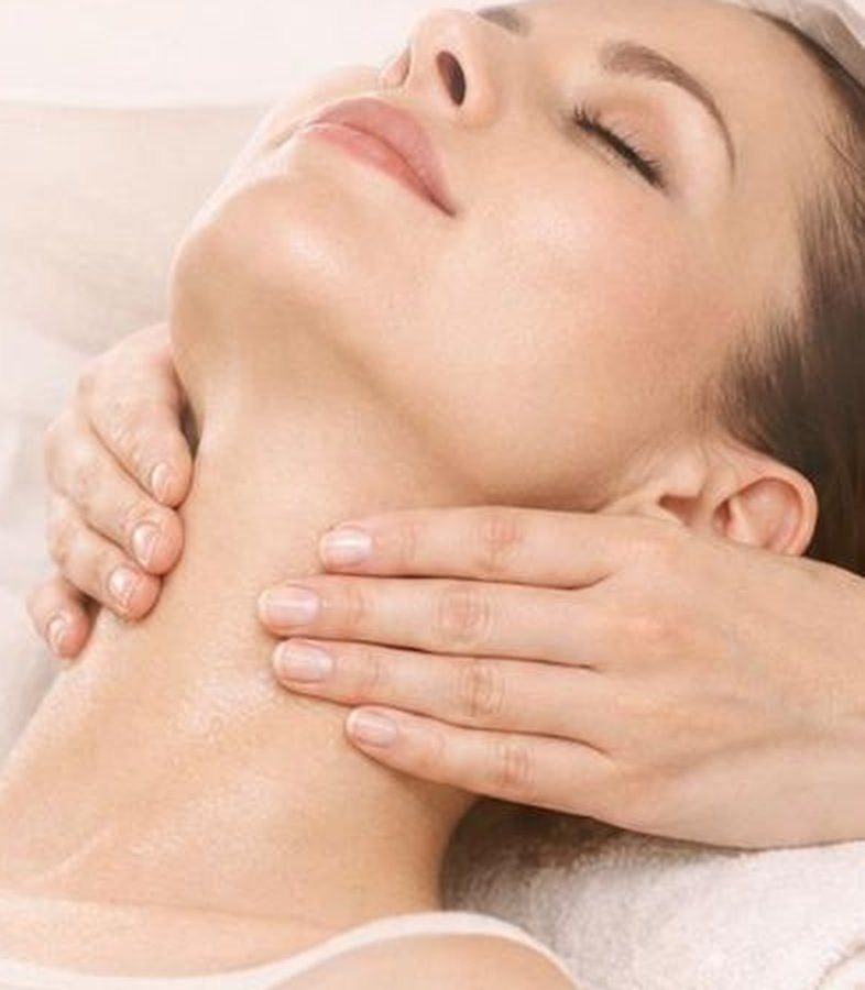Masaje lifting de cuello